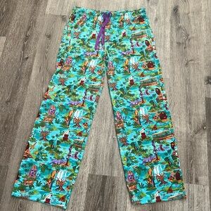 Disney’s Jingle Cruise lounge pants. Size medium. EUC